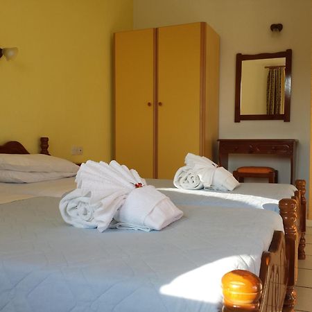 Zorbas Family House Hotel Трулос Стая снимка