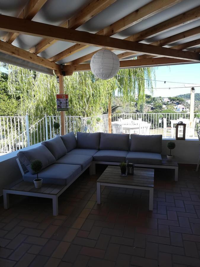 Zorbas Family House Hotel Трулос Екстериор снимка
