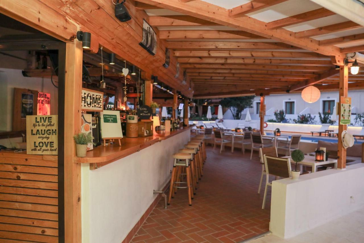 Zorbas Family House Hotel Трулос Екстериор снимка