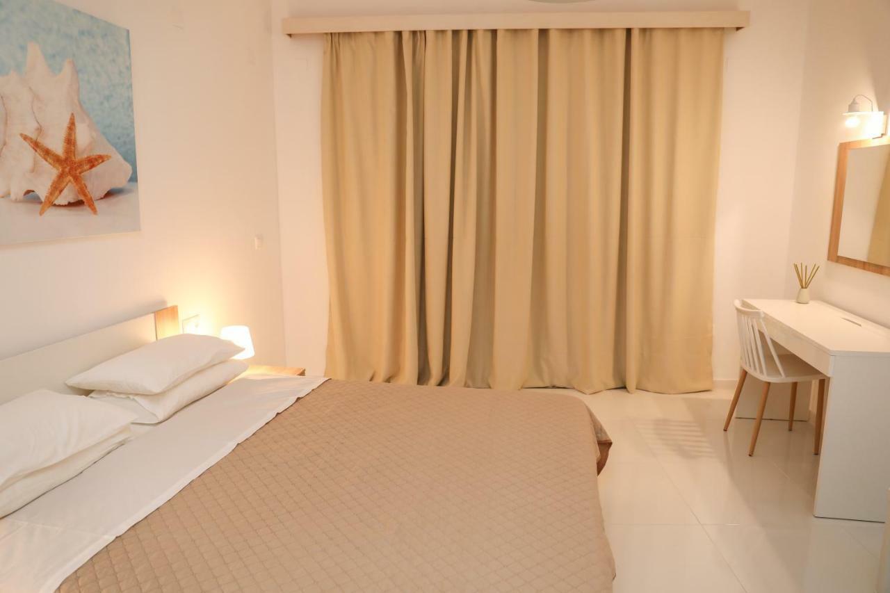 Zorbas Family House Hotel Трулос Екстериор снимка