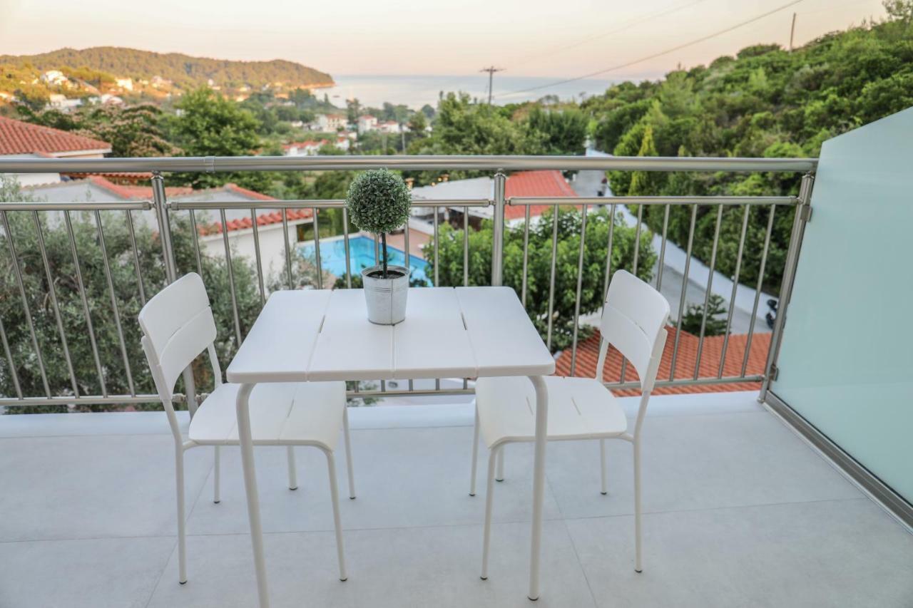 Zorbas Family House Hotel Трулос Екстериор снимка