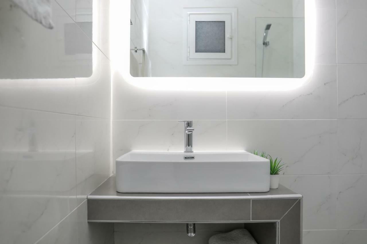 Zorbas Family House Hotel Трулос Екстериор снимка